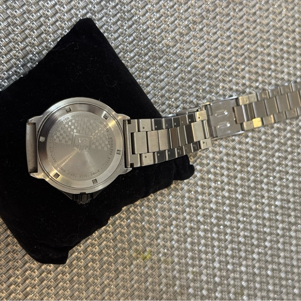 TAG Heuer Formula 1 Grande Date Quartz Watch - Picture 5 of 6